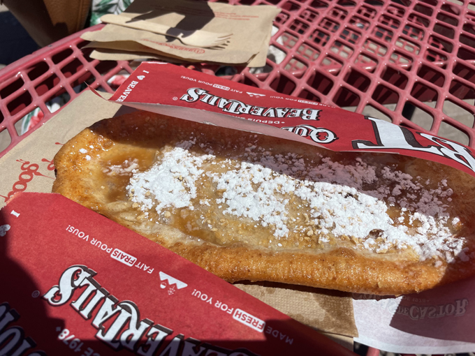 BeaverTails and Niagara Falls tours